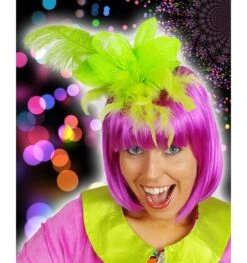 Hoedje Met Strik En Pluimen