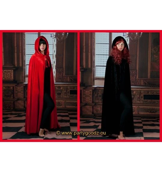 Zwarte Cape In Fluweel / Velvet 1 Zwarte Cape In Fluweel / Velvet